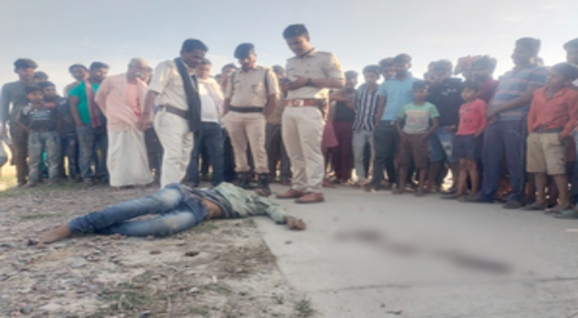 सीतामढ़ी में दो युवकों के शव मिलने से सनसनी, पुलिस जांच में जुटी