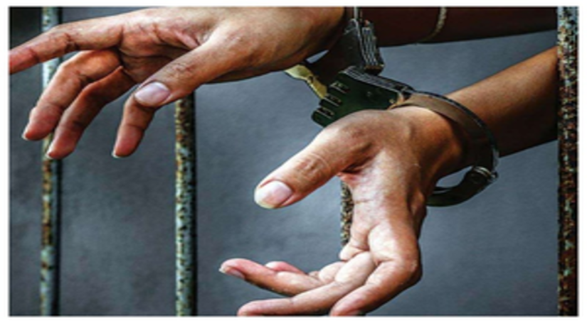 जम्मू-कश्मीर के सोपोर से आतंकियों के 3 सहयोगी गिरफ्तार