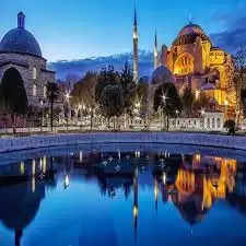 Travel To Turkey: हनीमून पर जाने वाले कपल्स के लिए बेस्ट है 'तुर्की', बिताएं अच्छा क्वालिटी टाइम