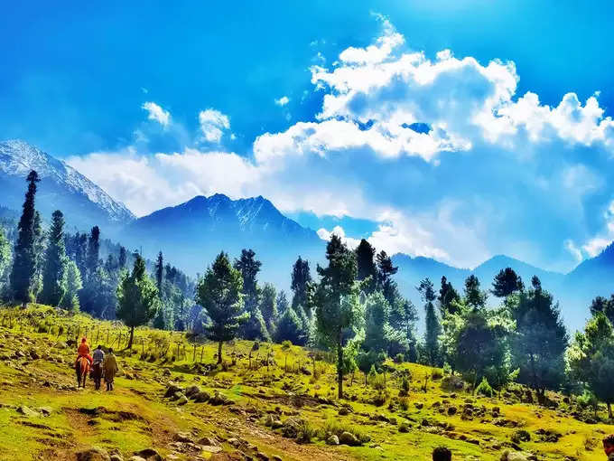 कश्मीर की ये घाटी कभी हुआ करती थी आतंकियों का अड्डा, आज लाखों पर्यटकों की बन चुकी है पहली पसंद