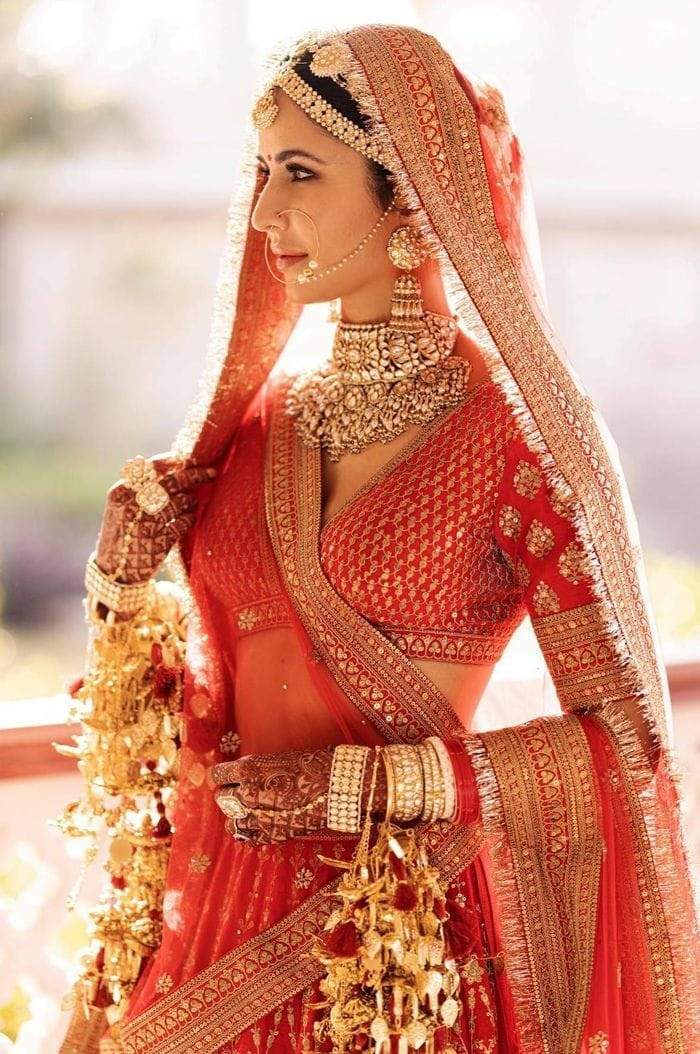 25 Bridal Bangle Stack Designs Without Choodas! - Wedbook